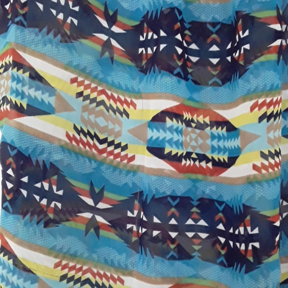 Top - Picture 2 of 4